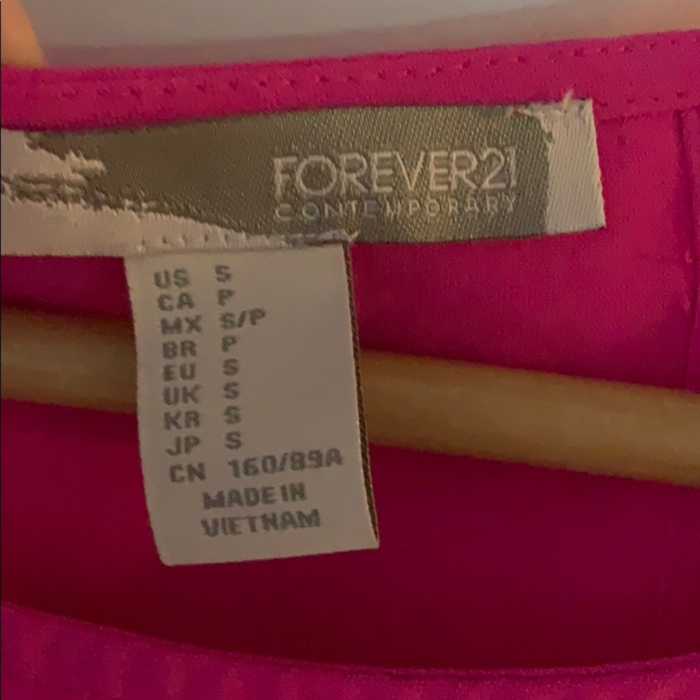 Forever 21 Open Back Slit Tank - Picture 2 of 4